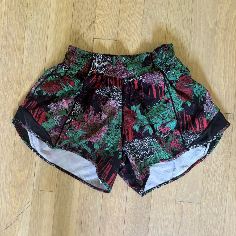 Lulu Lemon Floral Hottie Hot Shorts